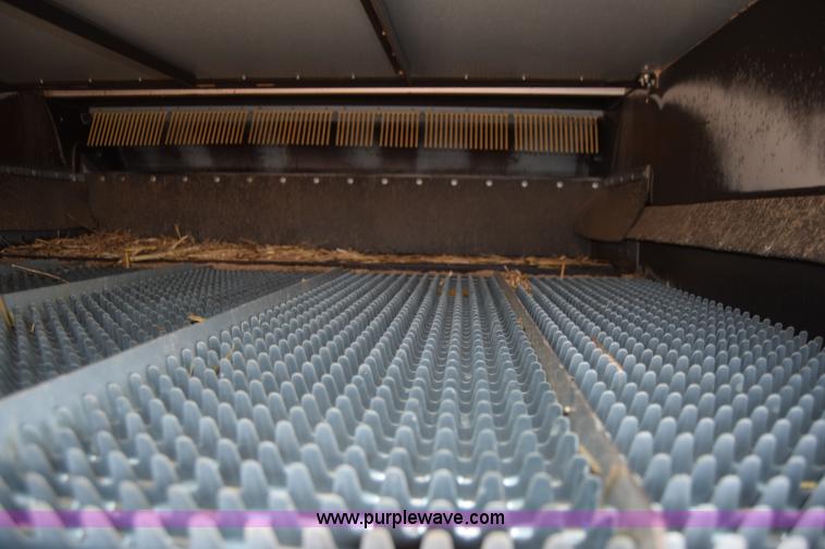 image for item K4406 1994 Gleaner R72 combine