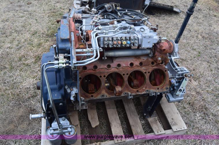 image for item K4406 1994 Gleaner R72 combine