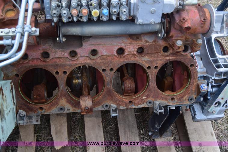 image for item K4406 1994 Gleaner R72 combine