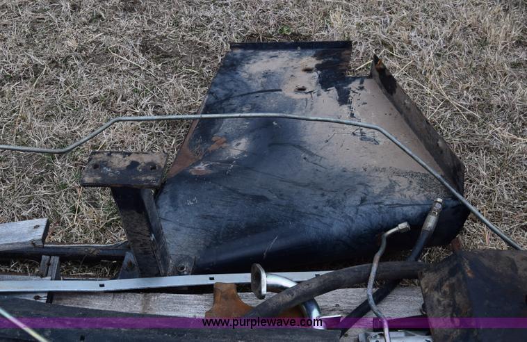 image for item K4406 1994 Gleaner R72 combine