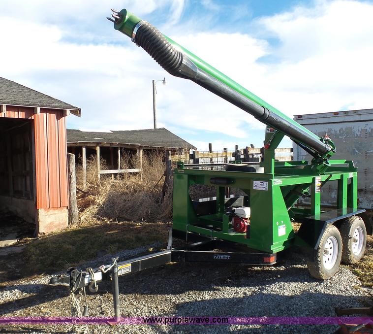 image for item K7622 Patriot 100 seed tender