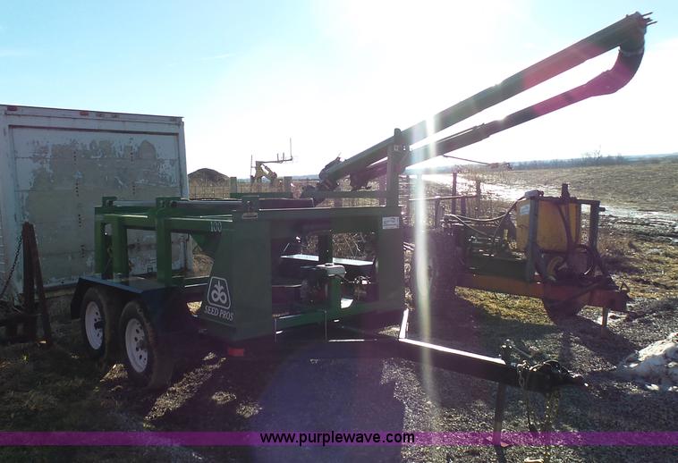 image for item K7622 Patriot 100 seed tender