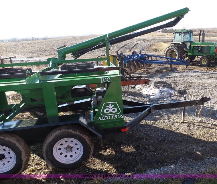 image for item K7622 Patriot 100 seed tender