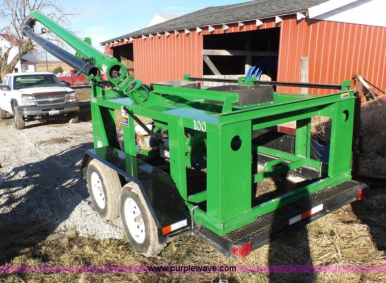 image for item K7622 Patriot 100 seed tender