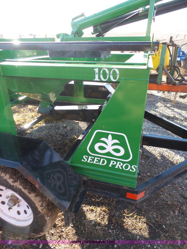 image for item K7622 Patriot 100 seed tender