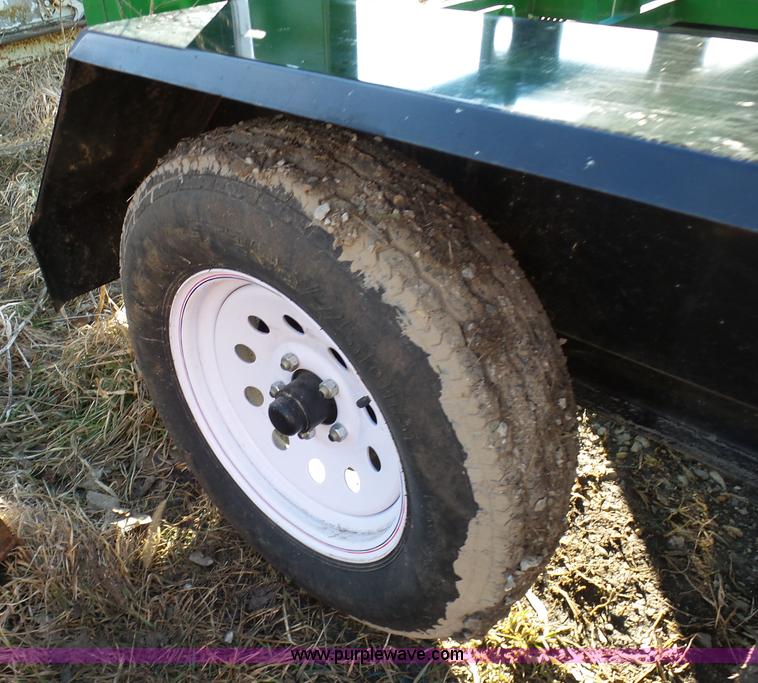 image for item K7622 Patriot 100 seed tender