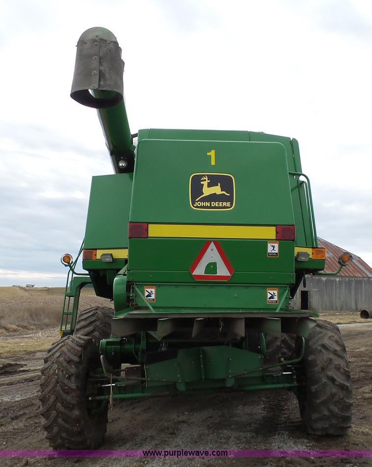 image for item K7625 1997 John Deere 9500 SideHill RWA combine