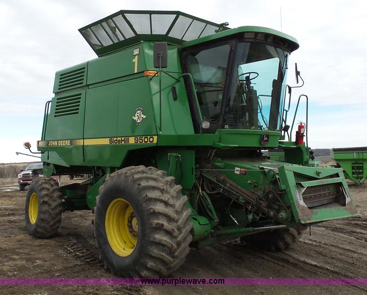 image for item K7625 1997 John Deere 9500 SideHill RWA combine