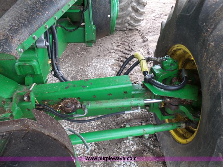 image for item K7625 1997 John Deere 9500 SideHill RWA combine