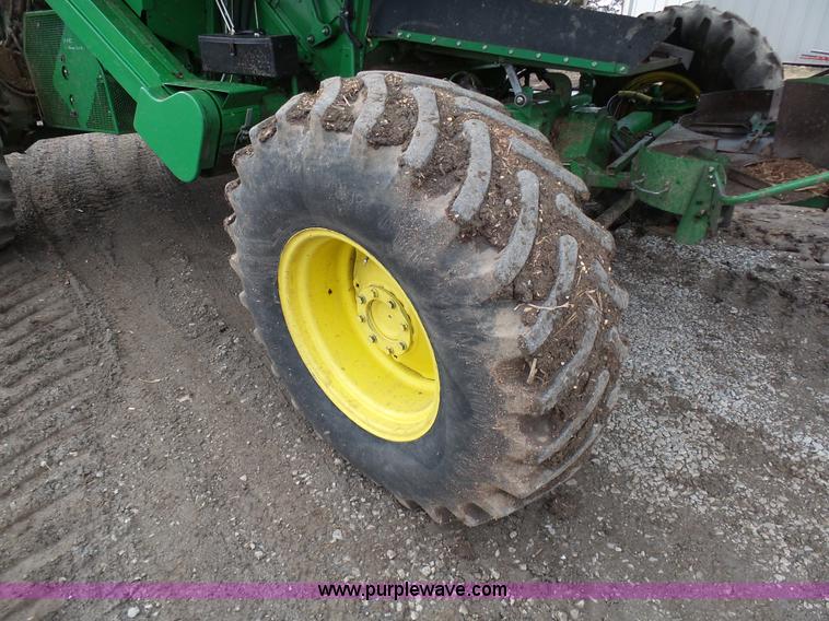 image for item K7625 1997 John Deere 9500 SideHill RWA combine