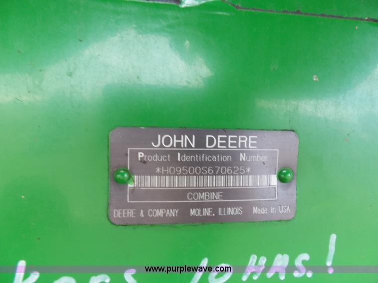 image for item K7625 1997 John Deere 9500 SideHill RWA combine