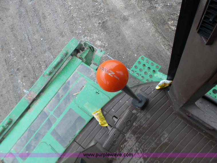 image for item K7625 1997 John Deere 9500 SideHill RWA combine