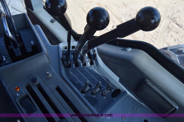 image for item K8608 1988 Case IH 7140 MFWD tractor