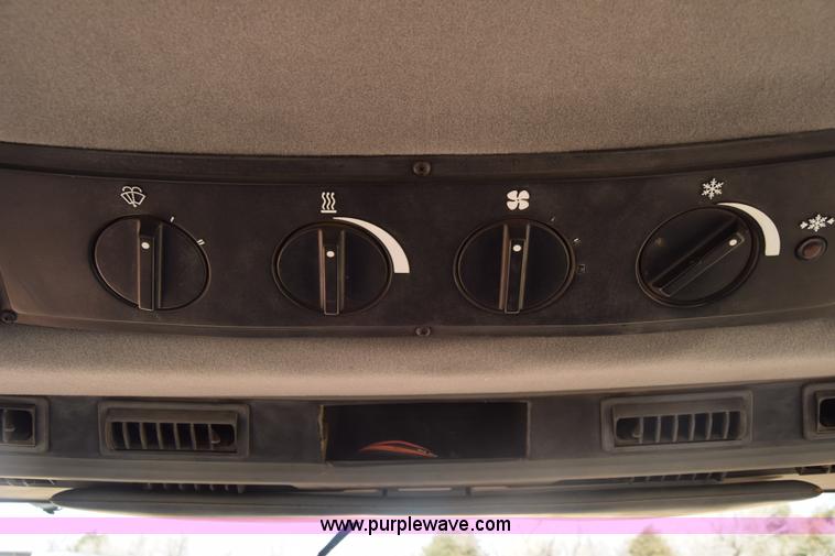 image for item K8608 1988 Case IH 7140 MFWD tractor