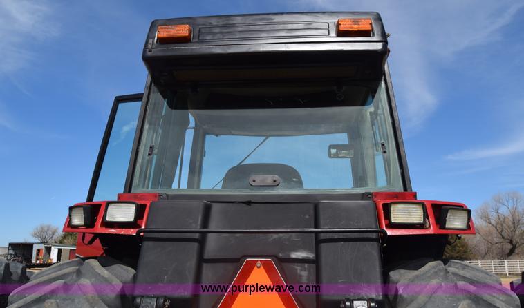image for item K8608 1988 Case IH 7140 MFWD tractor