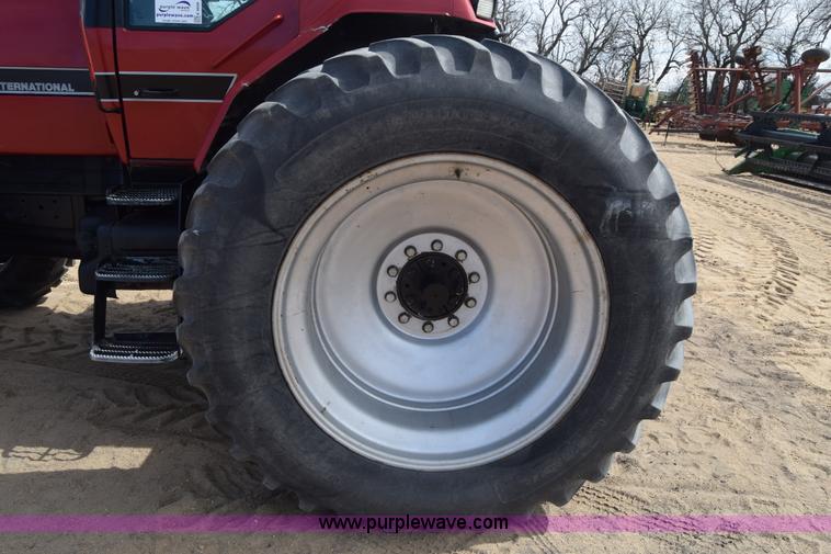 image for item K8608 1988 Case IH 7140 MFWD tractor