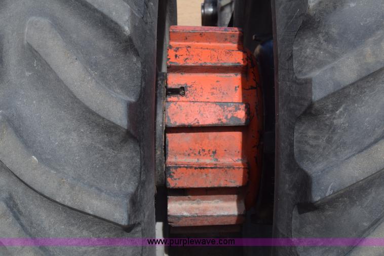 image for item K8608 1988 Case IH 7140 MFWD tractor