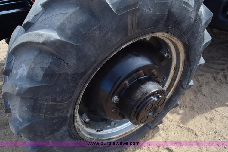 image for item K8608 1988 Case IH 7140 MFWD tractor