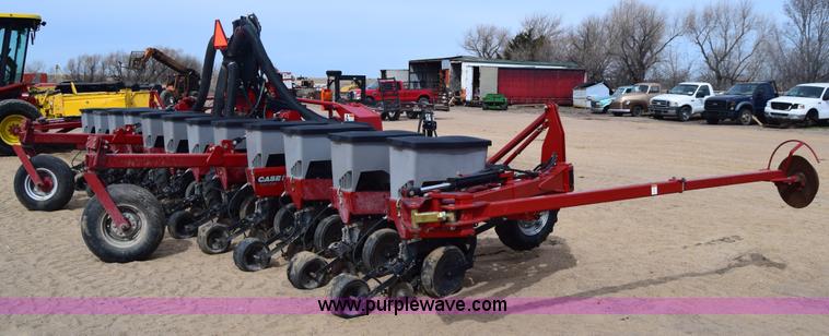image for item K8667 2010 Case IH 1230 planter