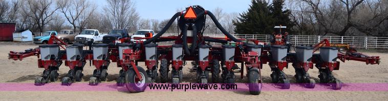 image for item K8667 2010 Case IH 1230 planter