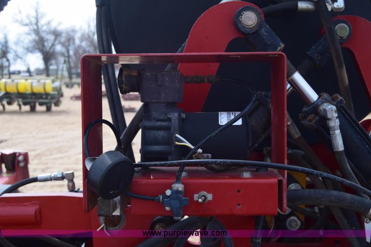 image for item K8667 2010 Case IH 1230 planter