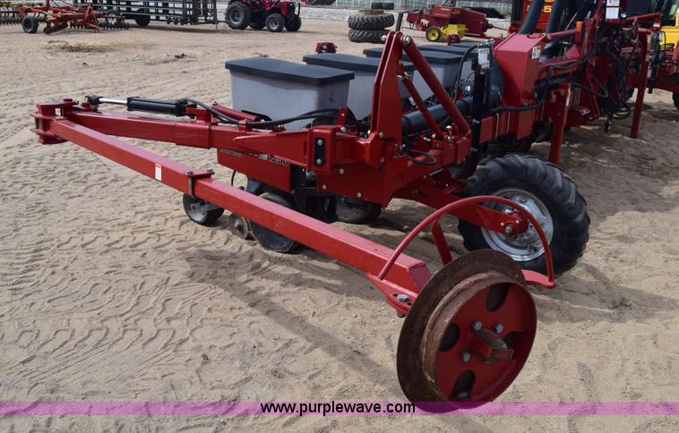 image for item K8667 2010 Case IH 1230 planter