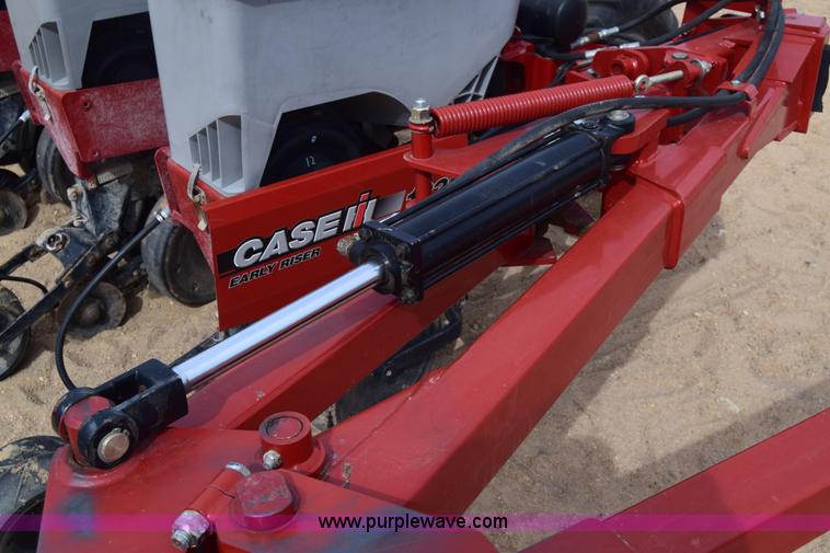 image for item K8667 2010 Case IH 1230 planter