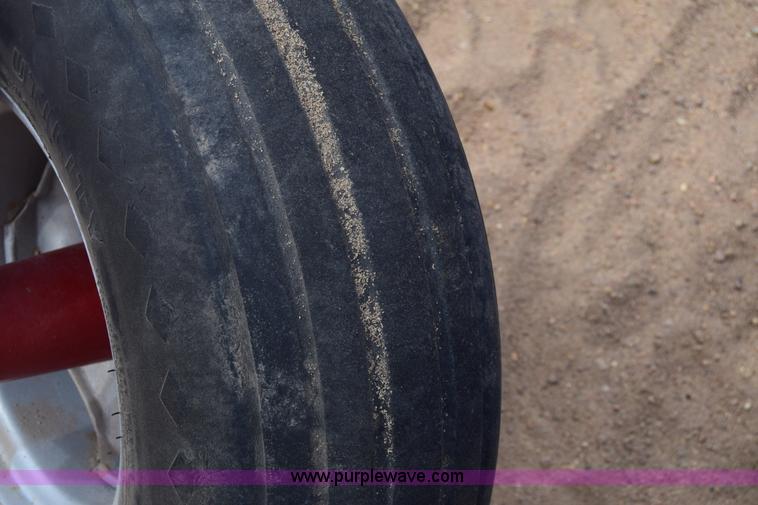 image for item K8667 2010 Case IH 1230 planter