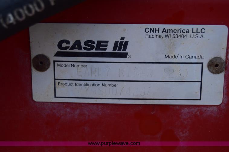 image for item K8667 2010 Case IH 1230 planter