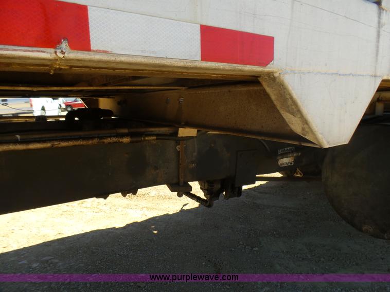 image for item L5406 1990 Mack MR690S grain/silage truck