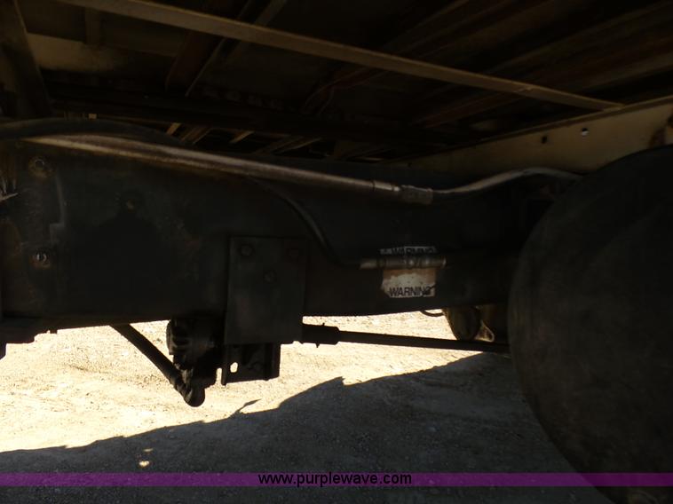 image for item L5406 1990 Mack MR690S grain/silage truck