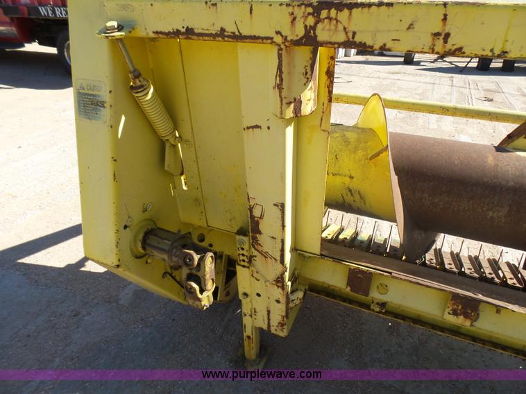 image for item L5407 John Deere pickup head