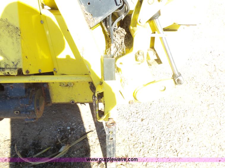 image for item L5408 2006 John Deere 686F rotary head