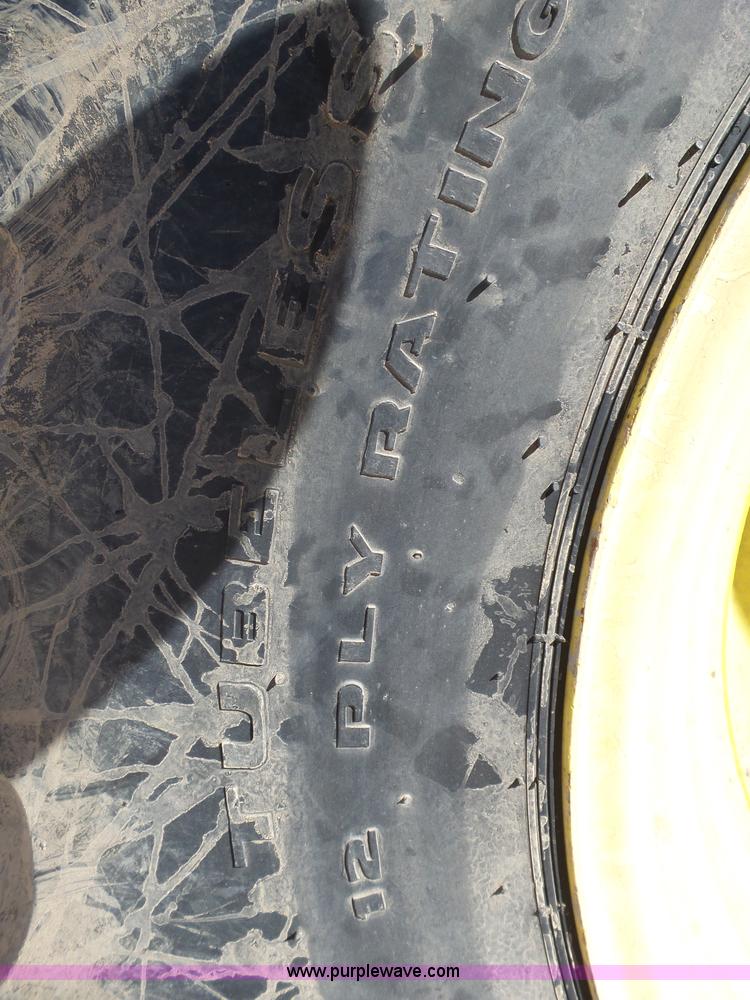 image for item L5409 1998 John Deere 6750 forage harvester