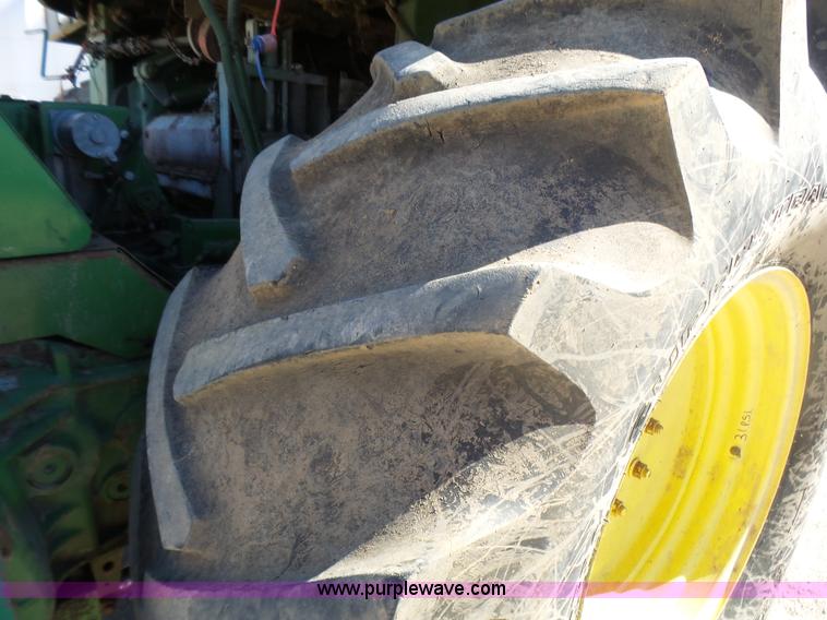 image for item L5409 1998 John Deere 6750 forage harvester