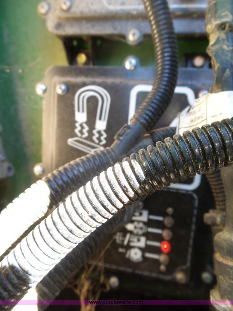 image for item L5409 1998 John Deere 6750 forage harvester