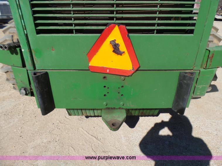 image for item L5409 1998 John Deere 6750 forage harvester