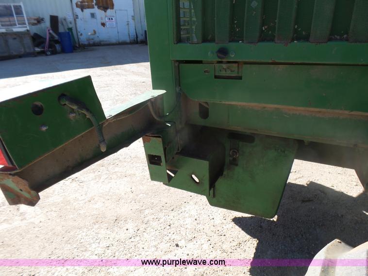 image for item L5409 1998 John Deere 6750 forage harvester