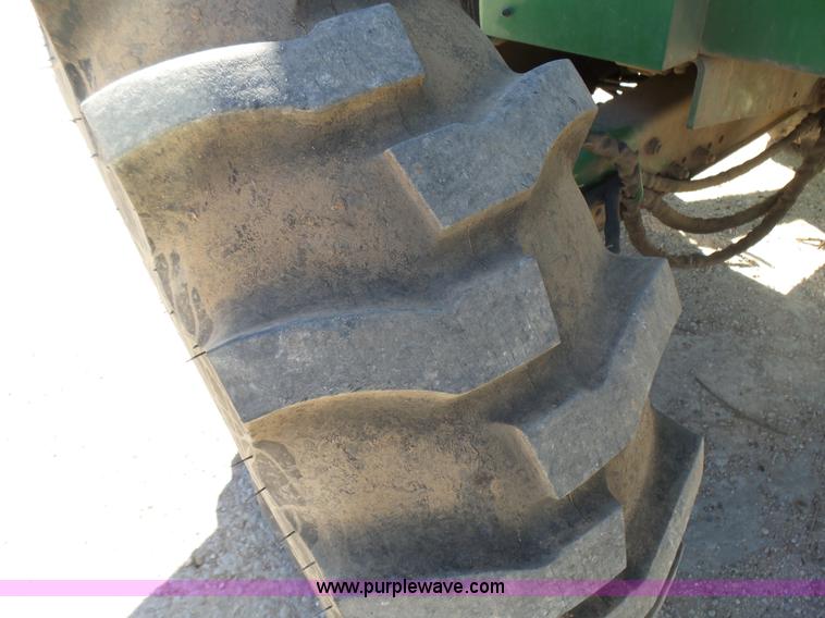 image for item L5409 1998 John Deere 6750 forage harvester