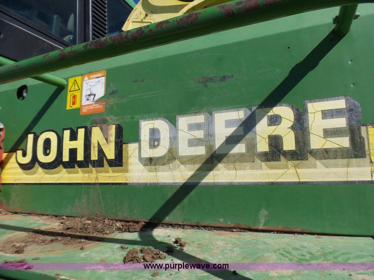 image for item L5409 1998 John Deere 6750 forage harvester