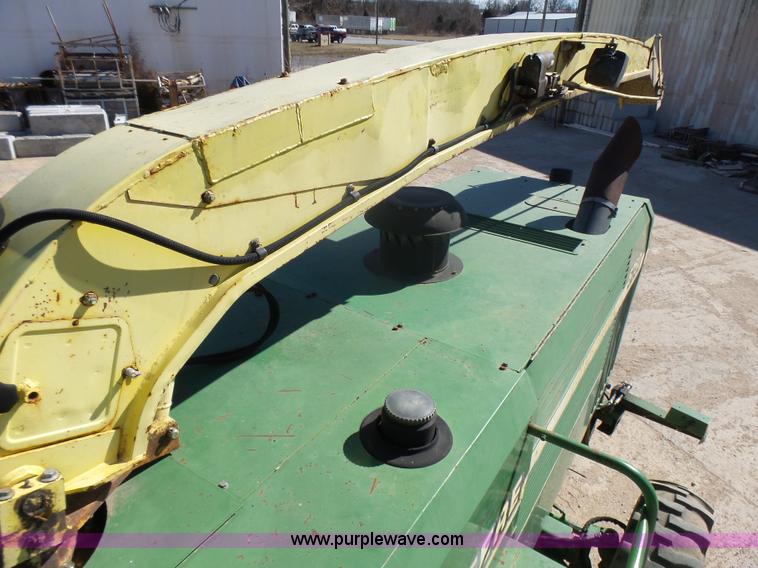 image for item L5409 1998 John Deere 6750 forage harvester