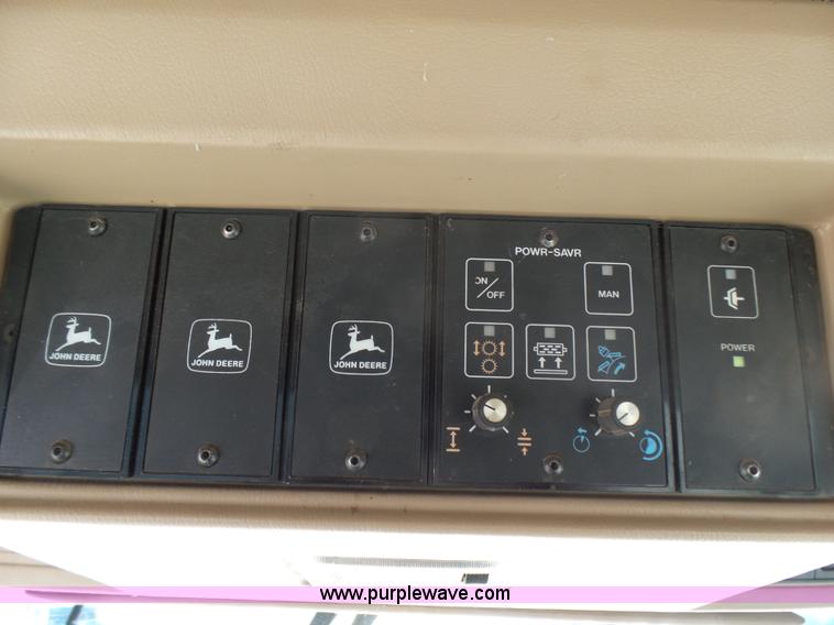 image for item L5409 1998 John Deere 6750 forage harvester