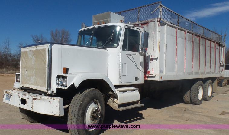 1979 Gmc General Grain Silage Truck In Monett Mo Item L5410 Sold Purple Wave