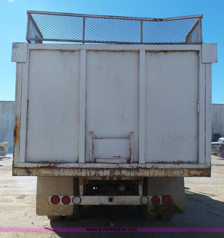 image for item L5410 1979 GMC General grain/silage truck