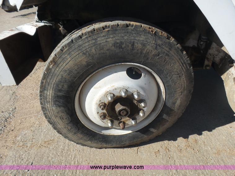 image for item L5410 1979 GMC General grain/silage truck