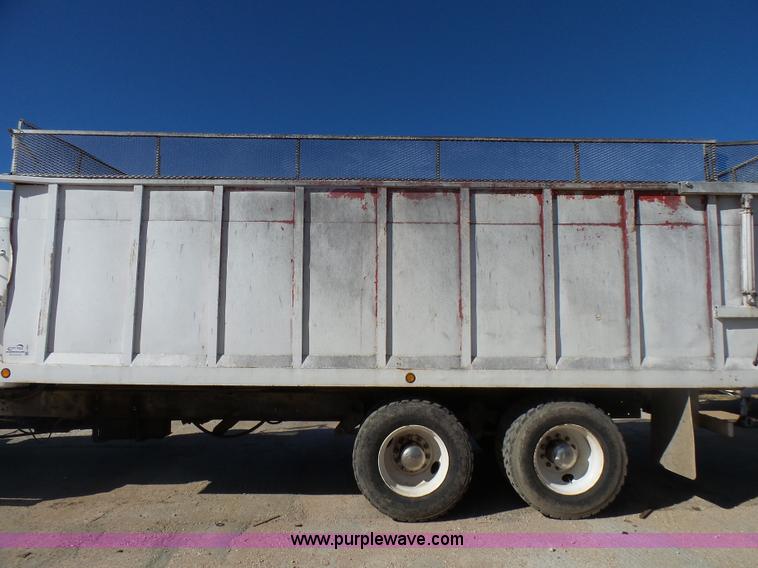 image for item L5410 1979 GMC General grain/silage truck