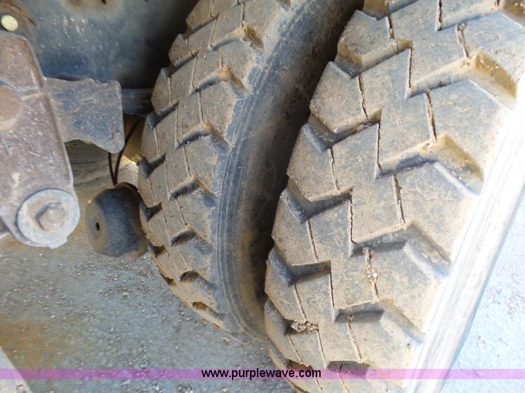 image for item L5410 1979 GMC General grain/silage truck