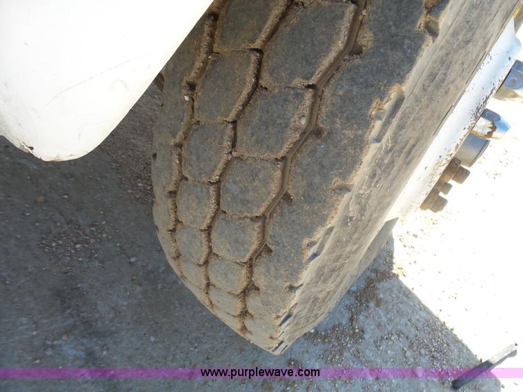 image for item L5410 1979 GMC General grain/silage truck