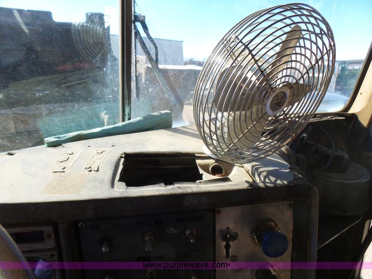 image for item L5410 1979 GMC General grain/silage truck