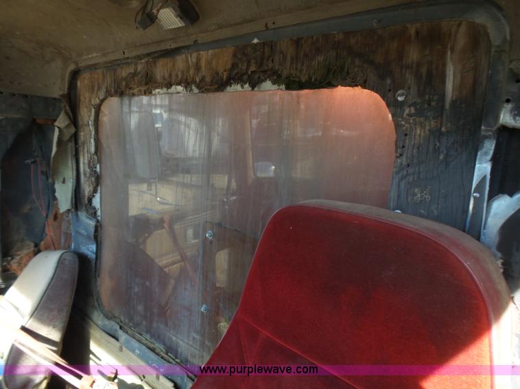 image for item L5410 1979 GMC General grain/silage truck